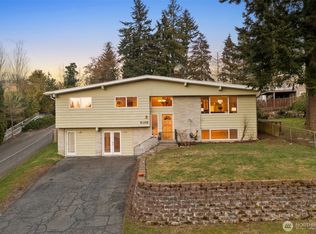 19714 Ashworth Ave N, Seattle, WA