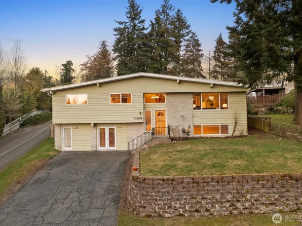 19714 Ashworth Avenue N, Shoreline, WA 98133