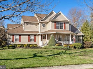 4 Purple Ash Ct, Jackson, NJ