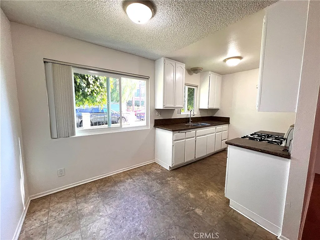 1 bed, 700 sqft, $2,250 — Photo 4