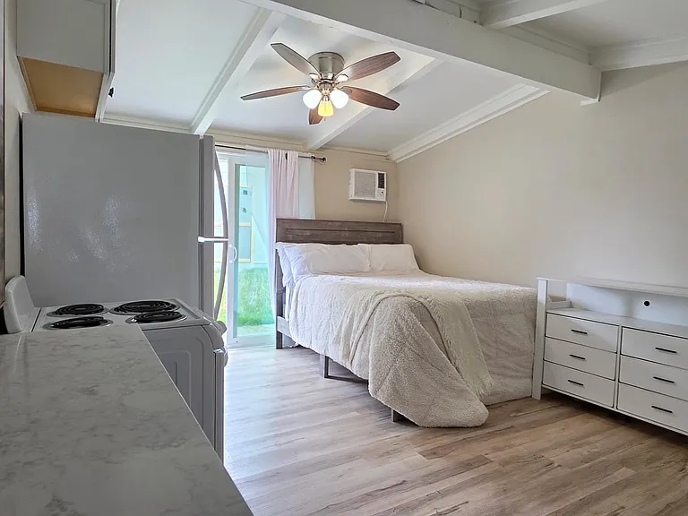6015 N Alturas Ave #2 — Photo 7