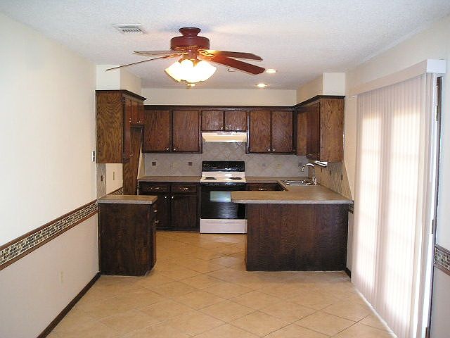 1st image of 1108 Cottonwood Dr