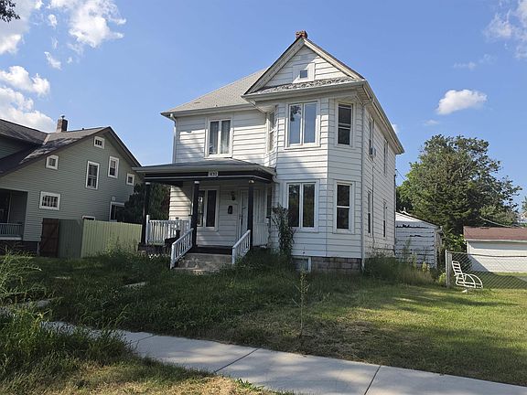 2nd image of 1630 10th Ave