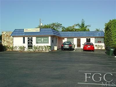1st image of 19050 San Carlos Blvd