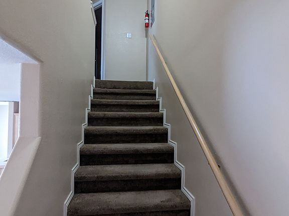 2nd image of 722 Sonesta Dr #C