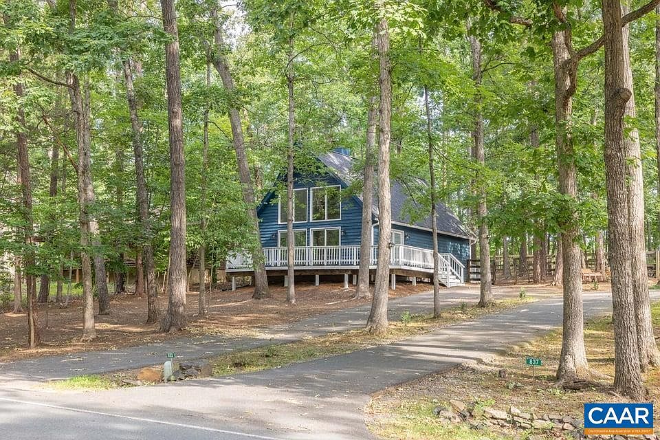 1st image of 835 Jefferson Dr