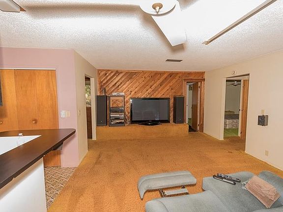 5th image of 310 Overlook Dr