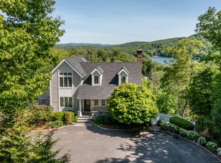 24 Candleview Dr, Sherman, CT 06784