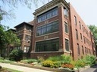 5519 S Hyde Park Blvd #1, Chicago, IL 60637