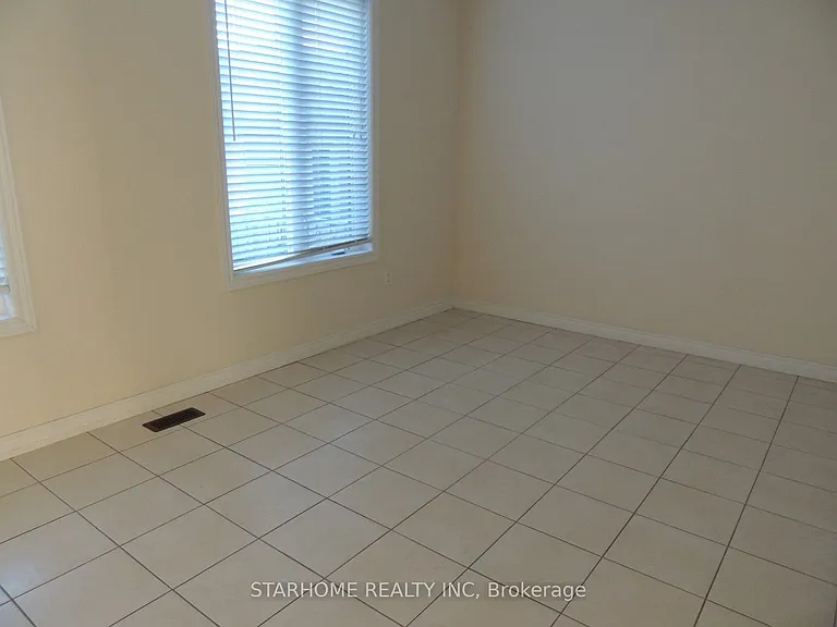 31 Russell Dawson Rd — Photo 10