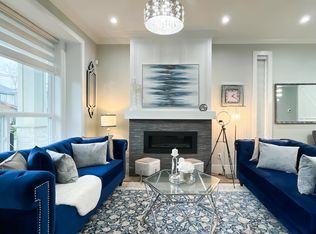 58 172nd St, Surrey, BC V3Z 9R2