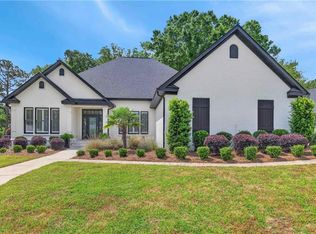 206 S Tee Dr, Fairhope, AL 36532