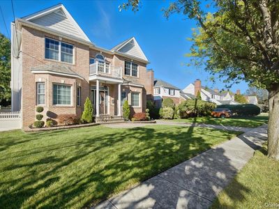 1615 Belmont Avenue, New Hyde Park, NY, 11040