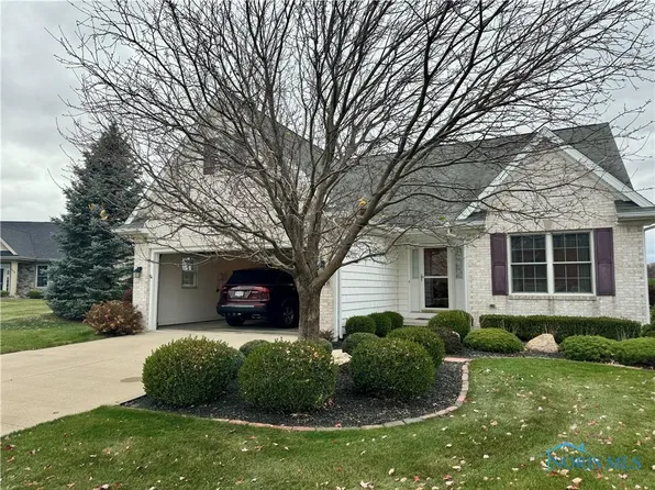 9648 Captiva Dr, Sylvania, OH 43560