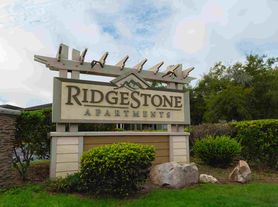 Ridgestone Apartments