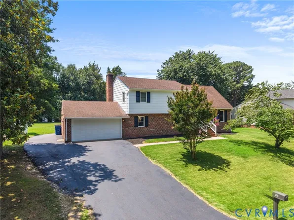 4611 Dunkirk Dr, Chester, VA 23831