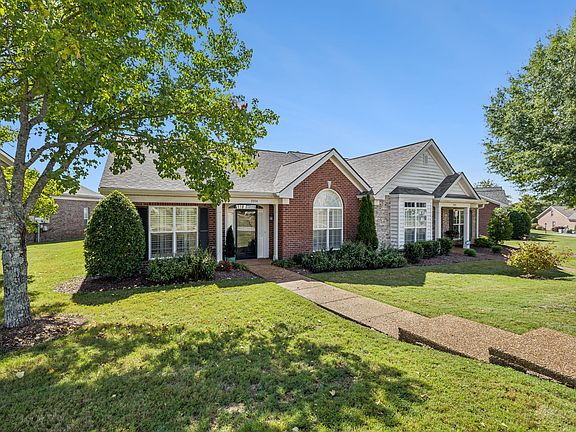 2nd image of 7054 Sunrise Cir