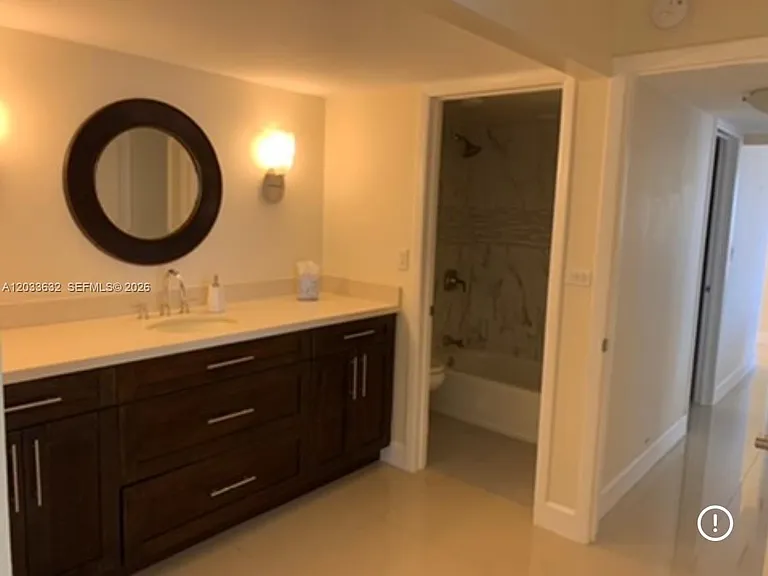 66 N Valencia Ave #Penthouse 2A — Photo 11