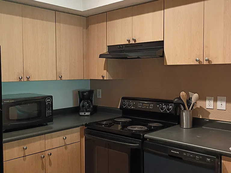 520 S Armenia Ave #1234 — Photo 14