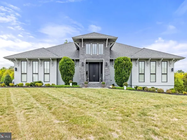 23038 Lavender Valley Ct, Ashburn, VA 20148