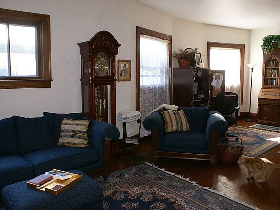 2nd image of 84 Hawkins Ave