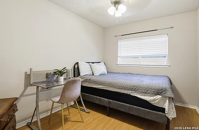 9918 Kelton Dr — Photo 15
