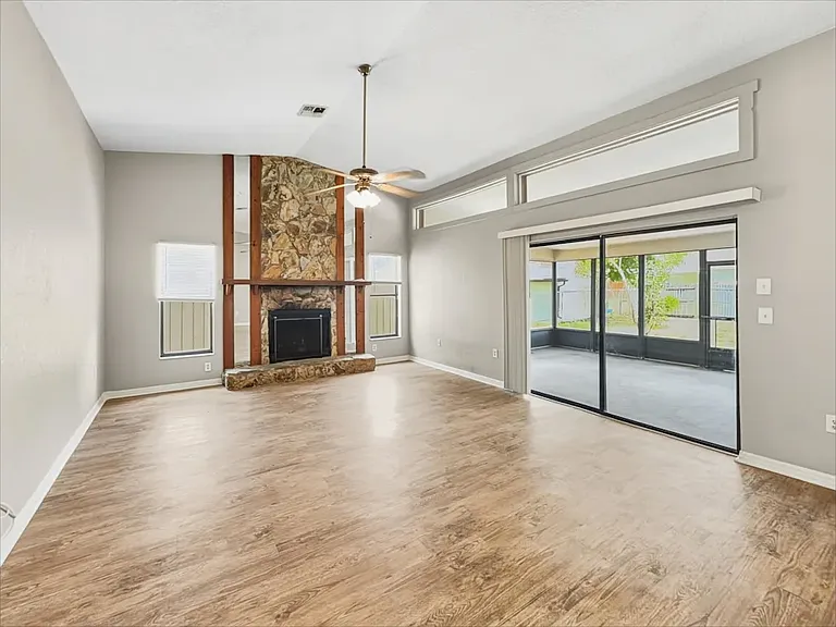 13174 Madison Ave — Photo 1