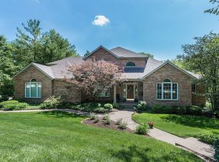 5975 Shadowbrook Dr, Bettendorf, IA 52722
