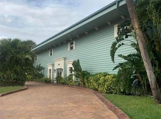 220 Columbia Dr APT 33, Cape Canaveral, FL 32920