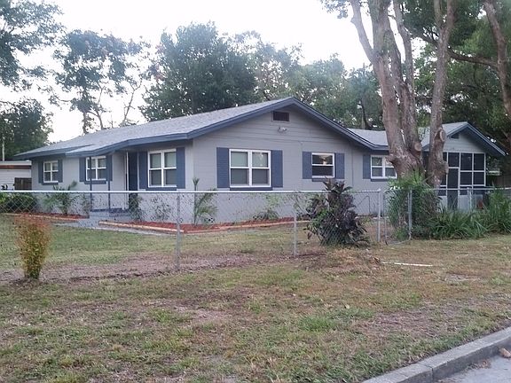 2nd image of 2100 S Crystal Lake Dr