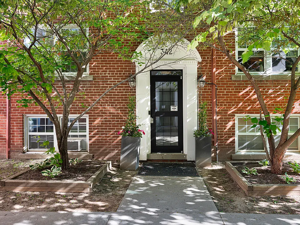 338 Donlands Ave