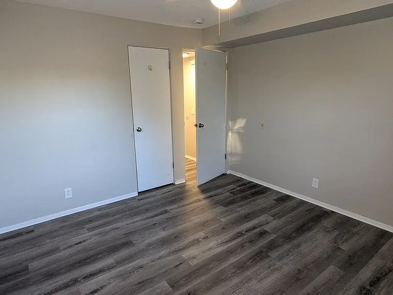 1944 Rowland Ave NE — Photo 12