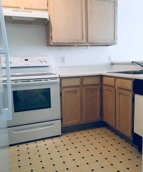 clean kitchen