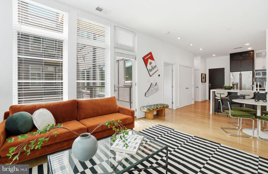 1443 Chapin St NW APT 303, Washington, DC - View 5
