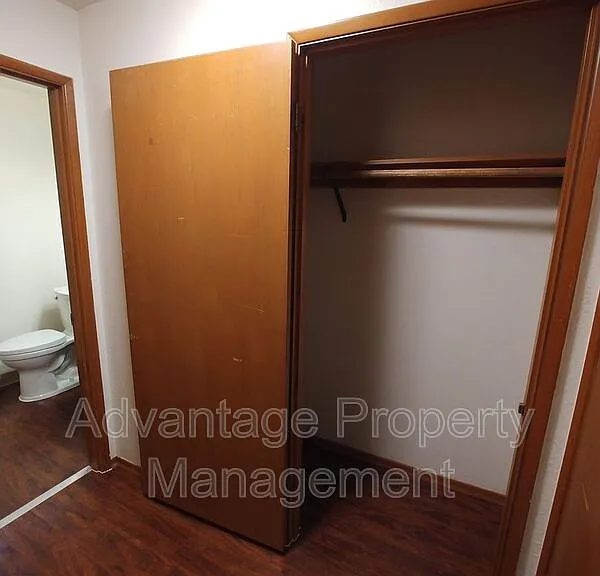 339 Jackson St W #2 — Photo 11