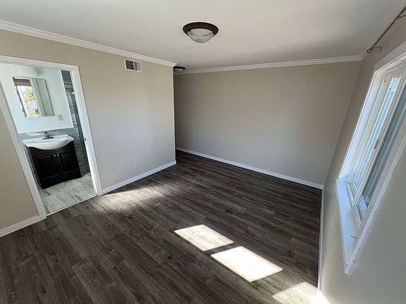 4th image of 734 Pepper Dr