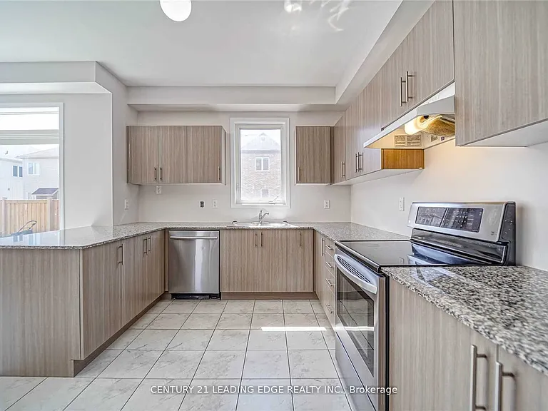 75 Henry Smith Ave — Photo 12
