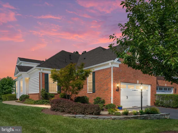 4862 Palmers Ridge Ct, Haymarket, VA 20169