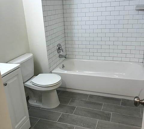 4th image of 749 S 2nd St Rear 1R