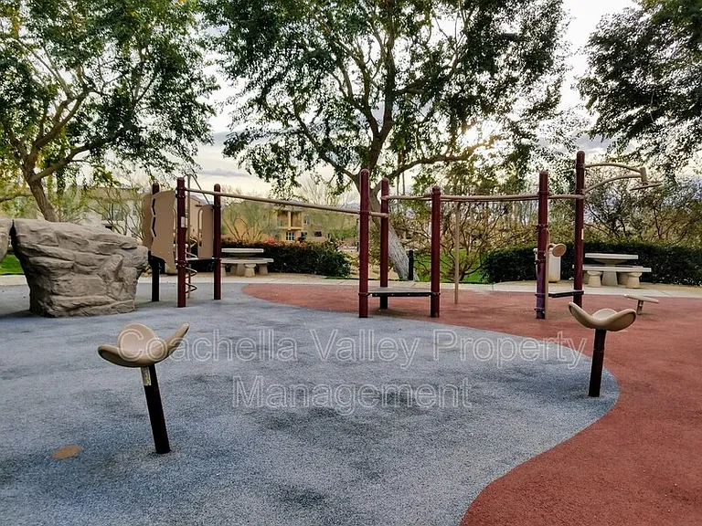 235 Paseo Gregario — Photo 26