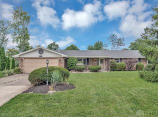 3101 Blue Green Dr, Dayton, OH 45431