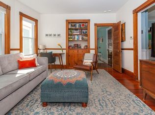 22 Crescent St #2, Cambridge, MA 02138