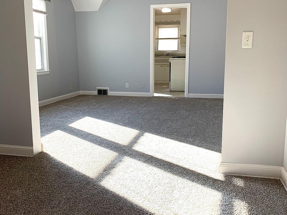 1st image of 2206 Arthur St NE #2