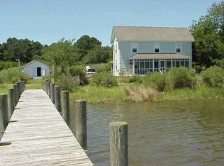 20033 Savage Ln, Onancock, VA 23417