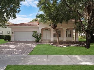 2674 SW 139th Ave, Pembroke Pines, FL 33027