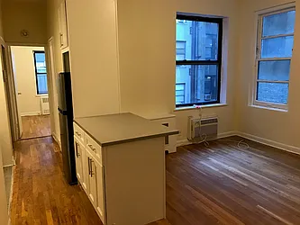 Rented by Salon Realty Corp