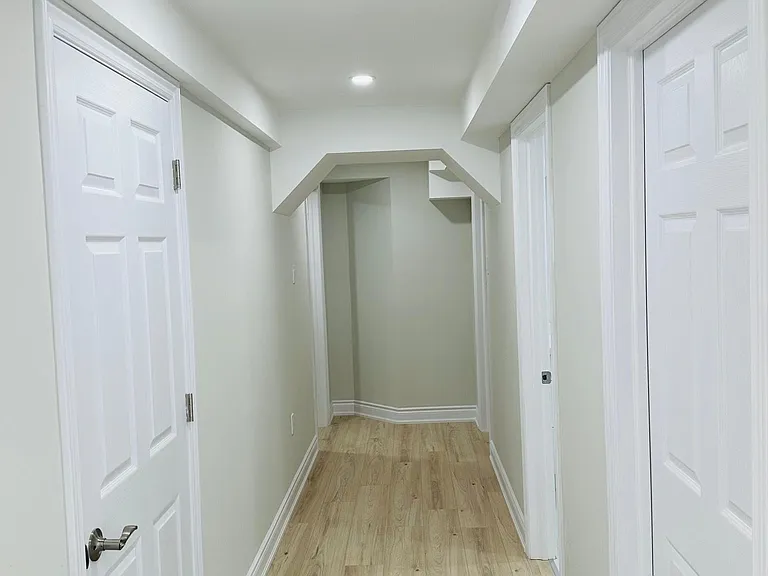 65 Majesty Blvd #BASEMENT — Photo 6