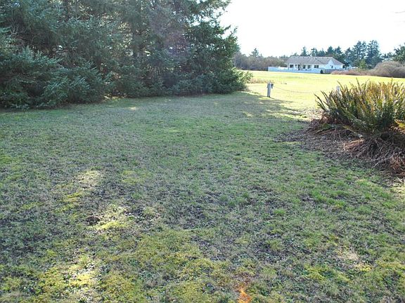 4th image of 191 Octopus Ave NE