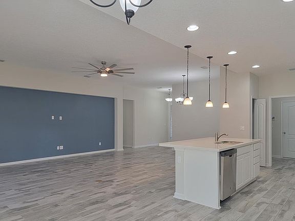 4th image of 12136 Rouen Cove Dr
