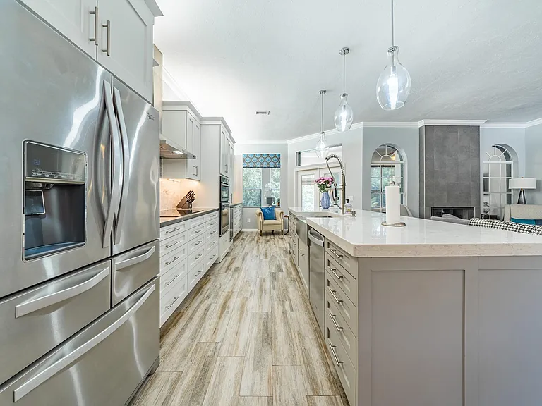 5121 NW 76th Ln — Photo 16